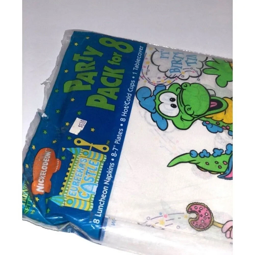 Vintage Eureeka’s Castle table cover only B36